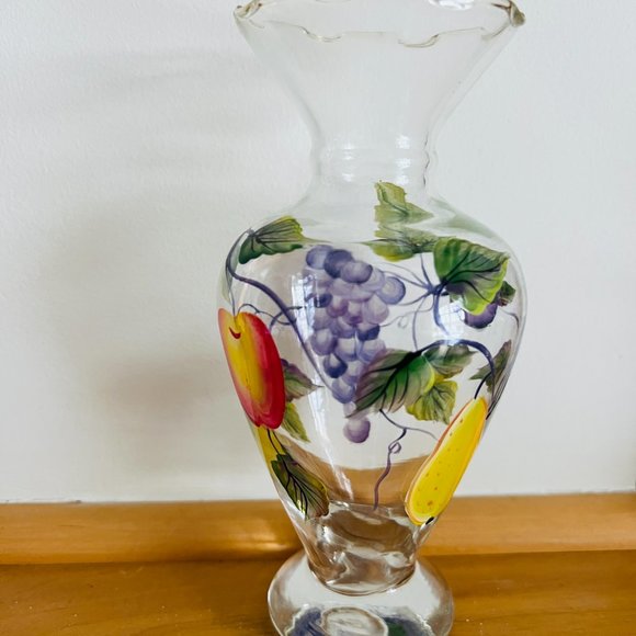TRACEY PORTER Pair of Hand Painted Glass Vases with Fruit EUC - Picture 3 of 12